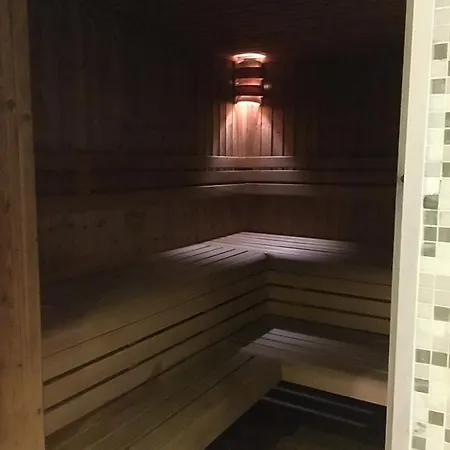 Club218 Lilly Wellness Apartman Siofok