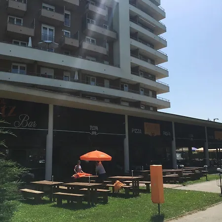 Club218 Lilly Wellness Apartman *
