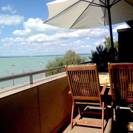 Club218 Lilly Wellness Apartman Apartment *
