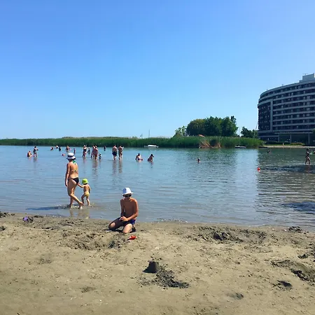 Club218 Lilly Wellness Apartman Апартаменты