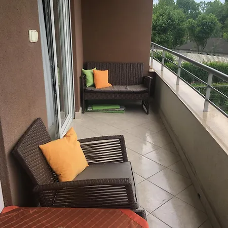 Club218 Lilly Wellness Apartman