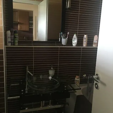 Апартаменты Club218 Lilly Wellness Apartman