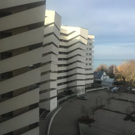 Апартаменты Club218 Lilly Wellness Apartman